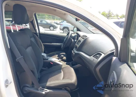 2011 Dodge Journey Mainstreet z USA, uszkodzony, nr VIN 3D4PH1FG8BT559242